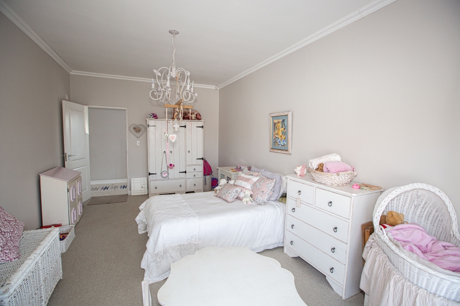 5 Bedroom Property for Sale in Kommetjie Western Cape